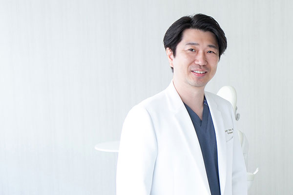 モティーフ銀座クリニック院長 外崎 登一